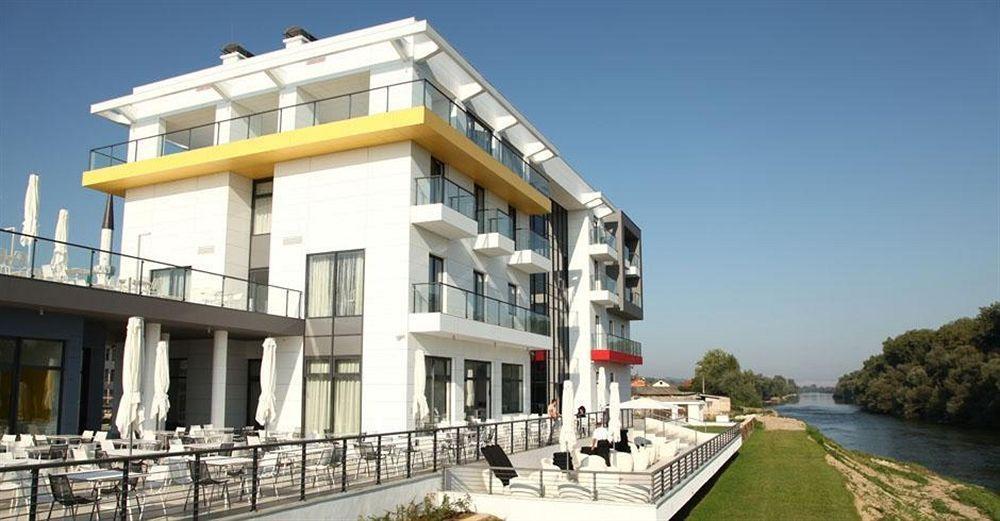 Zepter Hotel Bosanska Dubica エクステリア 写真