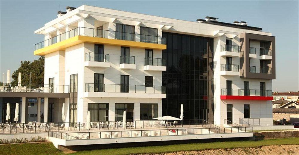 Zepter Hotel Bosanska Dubica エクステリア 写真